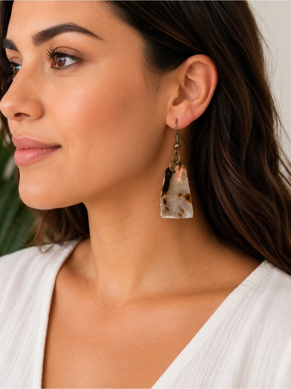 Oceana Trading Mother of Pearl Shell Drop Earrings NWT Coastal Boho